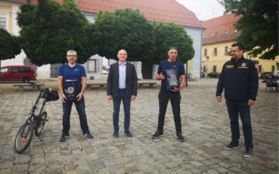 Novi biciklistički dresovi za osječki filantropski dvojac