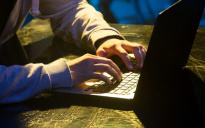 40-godišnjakinja slala svoje eksplicitne fotografije 23-godišnjaku, a on ju nakon toga ucjenjivao