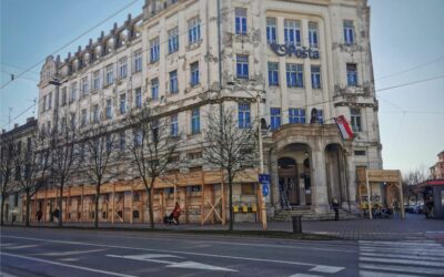 Postavljene skele na zgradi Glavne pošte