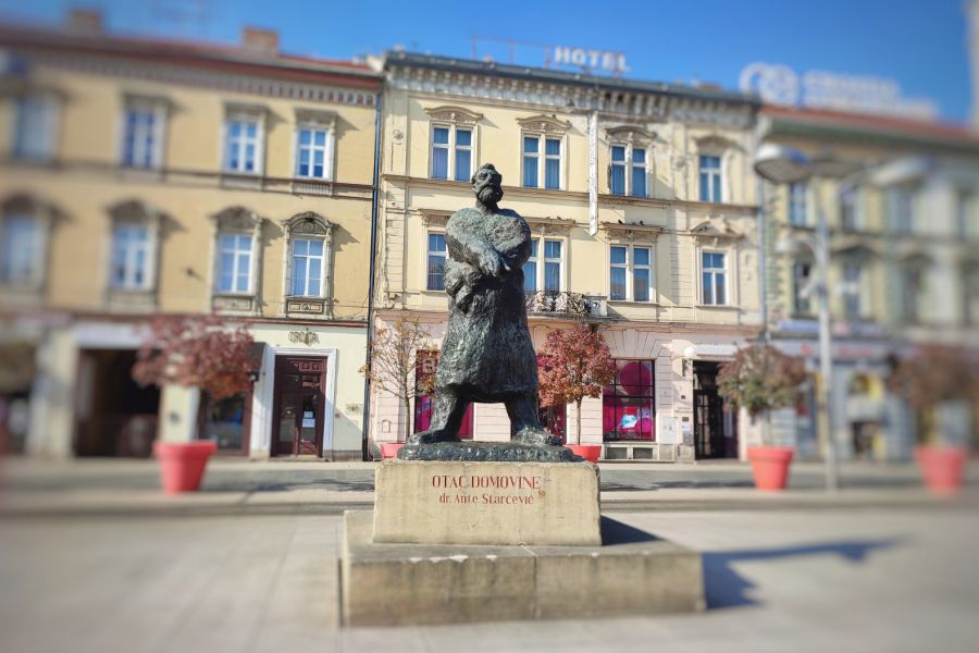 Na današnji dan rođen je Ante Starčević