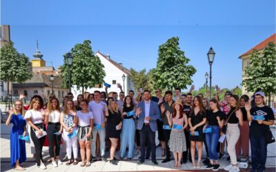 Dodijeljene vrijednosnice za polaganje vozačkog ispita najboljim osječkim maturantima