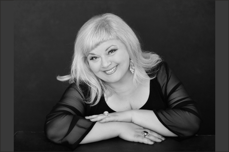 Sanja Toth  – četrdeset godina umjetnosti i iskrenosti na osječkoj pozornici