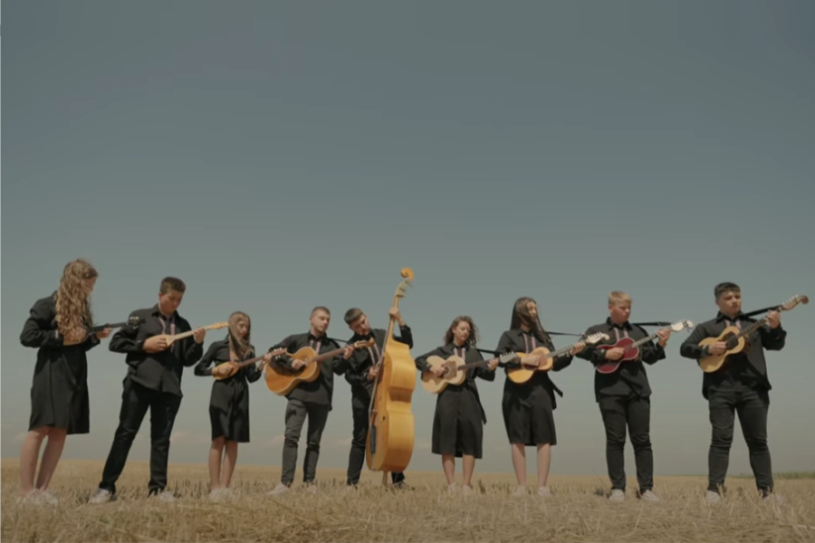 Tamburaški orkestar Rapsodija objavio spot za pjesmu “Moje jedino blago”